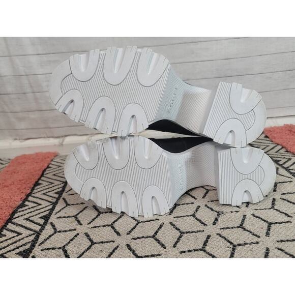 Sorel Brex Leather Chelsea Ankle Boots in Black/White, sz 6.5 - Picture 9 of 15